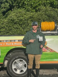 Dr. Green Services lawn technician applying treatment